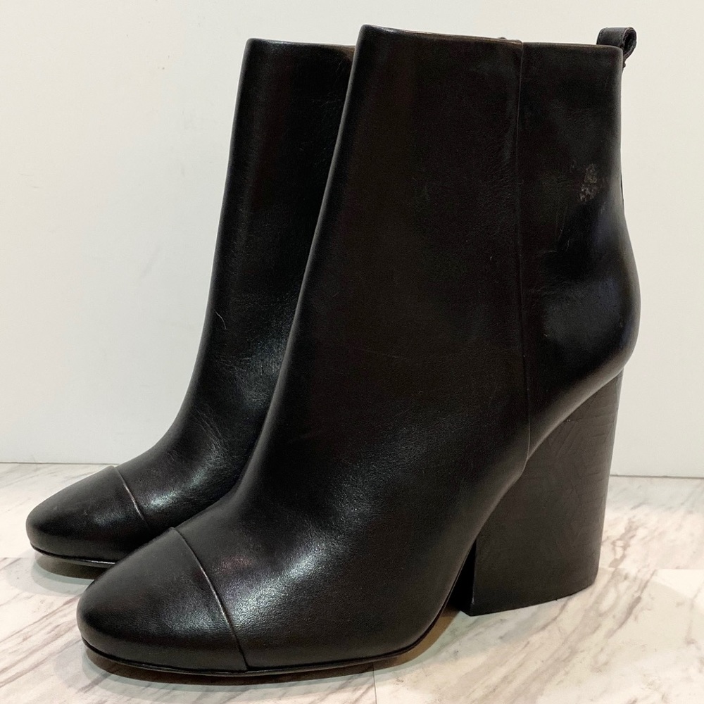 Tory Burch Black Grove Heeled Bootie 5M